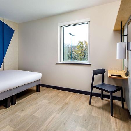 Ibis Budget Manchester Airport T2 Hale  Exterior foto