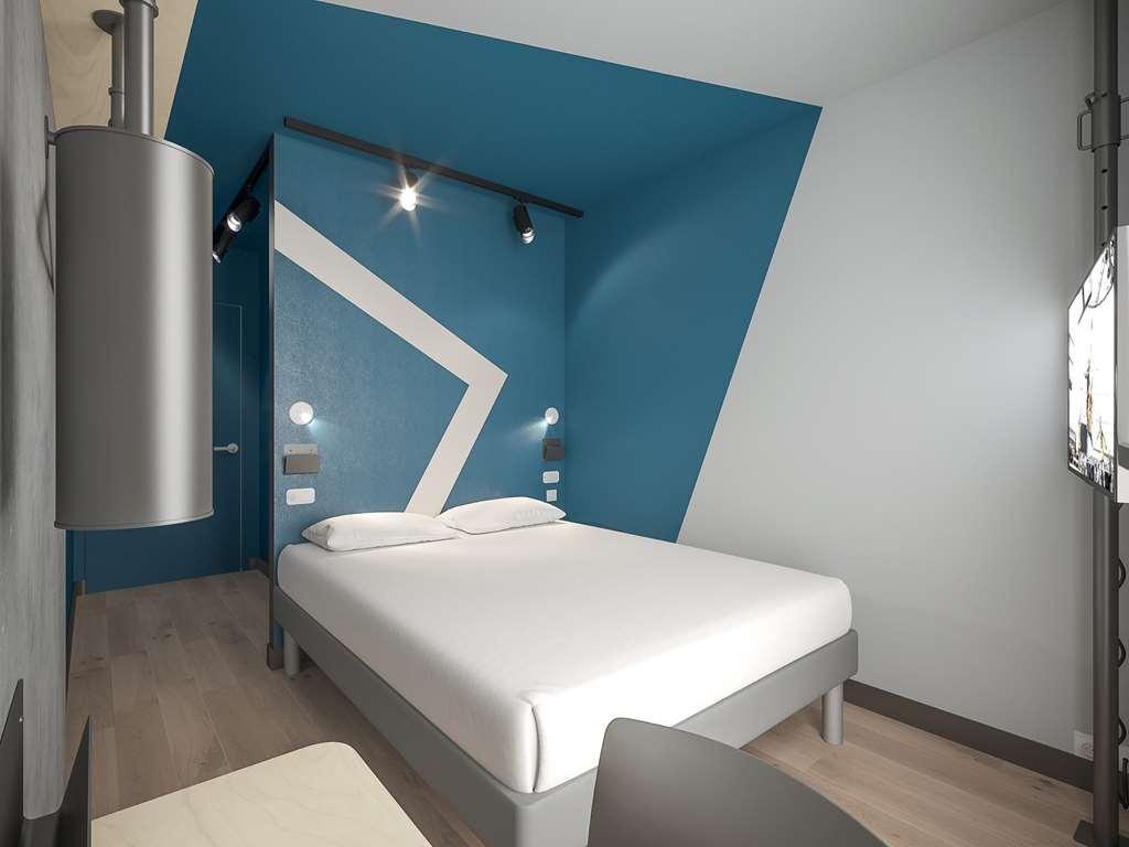 Ibis Budget Manchester Airport T2 Hale  Exterior foto