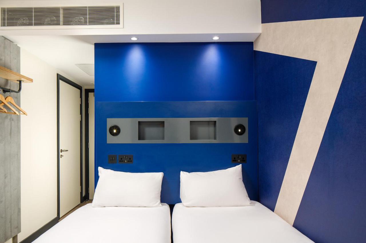 Ibis Budget Manchester Airport T2 Hale  Exterior foto