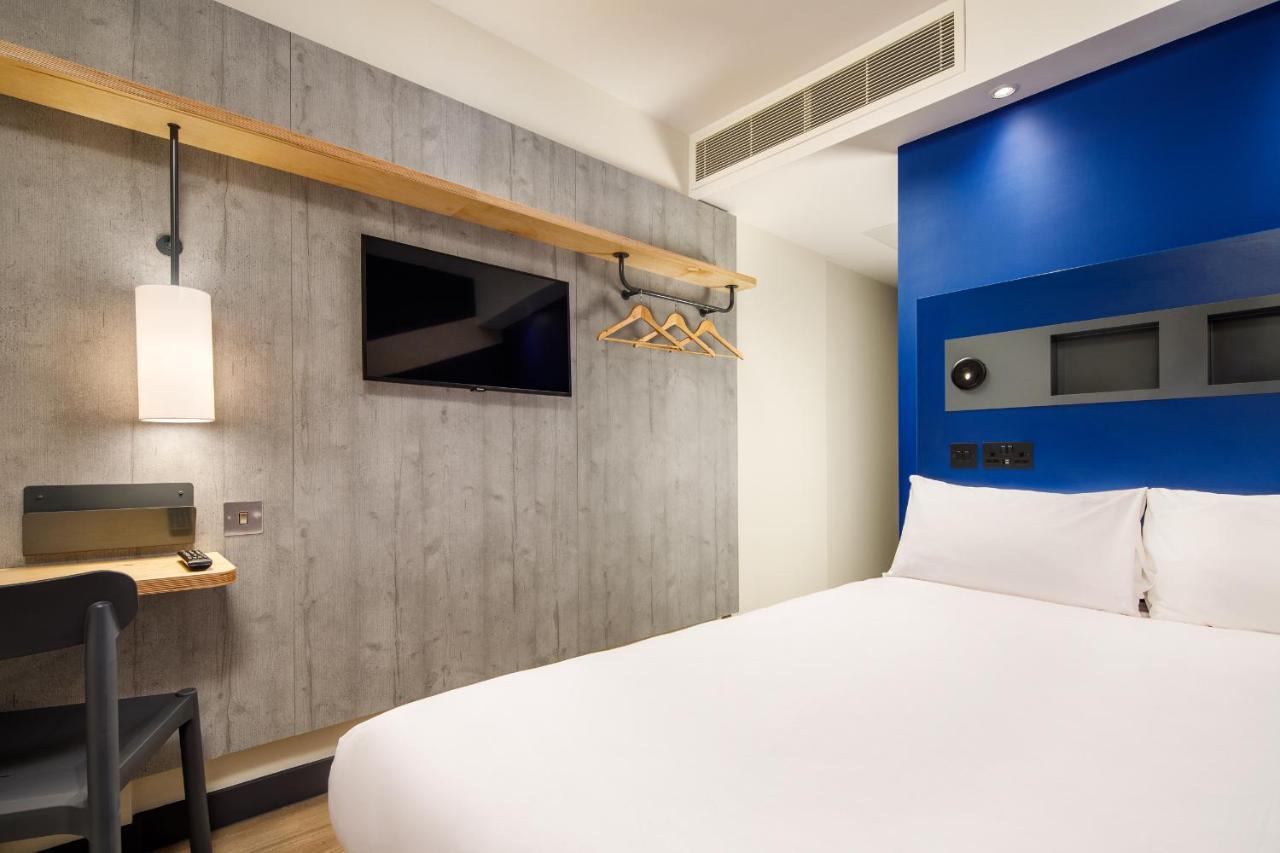 Ibis Budget Manchester Airport T2 Hale  Exterior foto